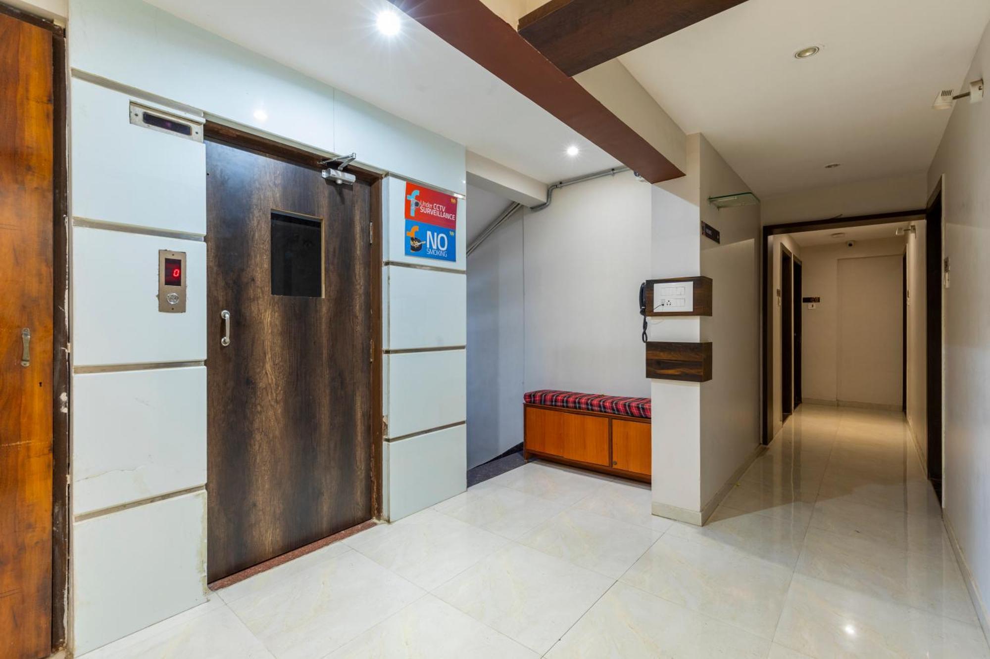 Hotel Embassy Park - Bkc Мумбаи Экстерьер фото